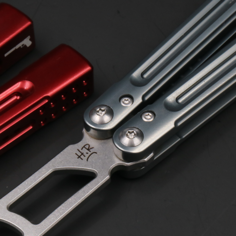 7 Series Aluminum Handle, Unbladed Butterfly Knife, Good Man Killer Killer Glass Sound, Novice and Beginner Play