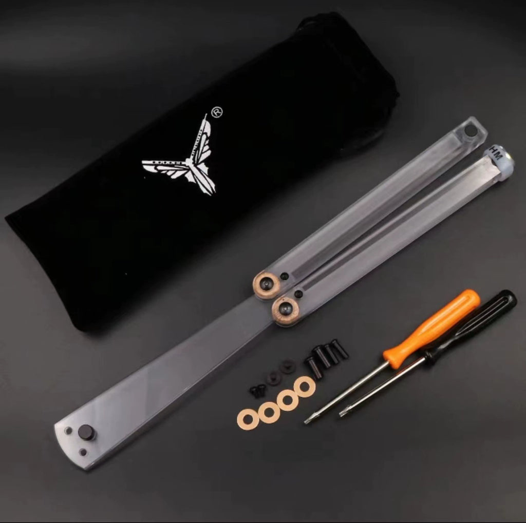 Squid Is Portable, Drop-resistant, Light To The Touch, All-plastic POM Material, Safe Practice, Unopened and Transparent