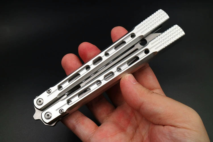 Dark Arrow, Aluminum Alloy Integrated Handle, Light Feel, Shaft Sleeve Structure, Oil Storage Positioning Shaft, Butterfly Knife, Unbladed Blade