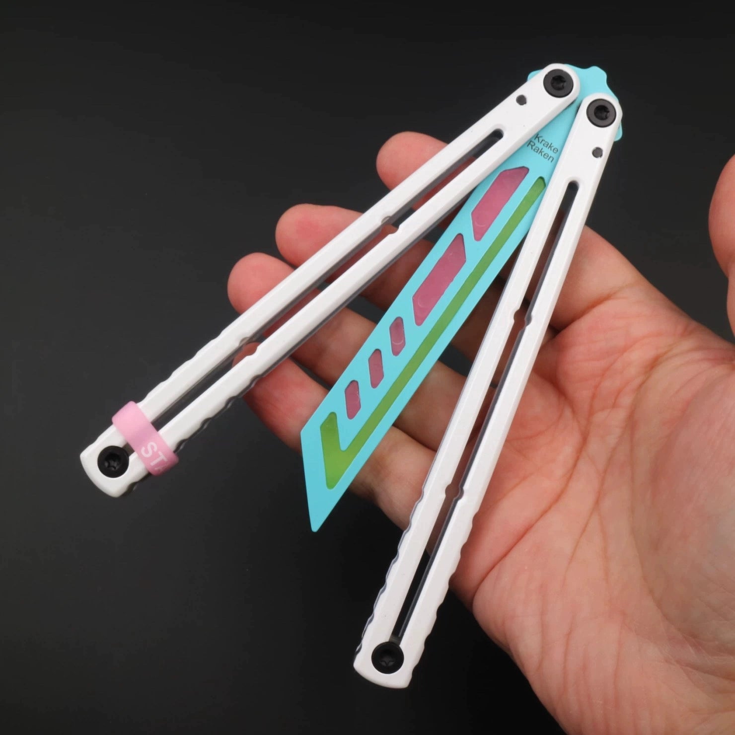 Luminous steel siren, novice butterfly knife, luminous counterweight unbladed