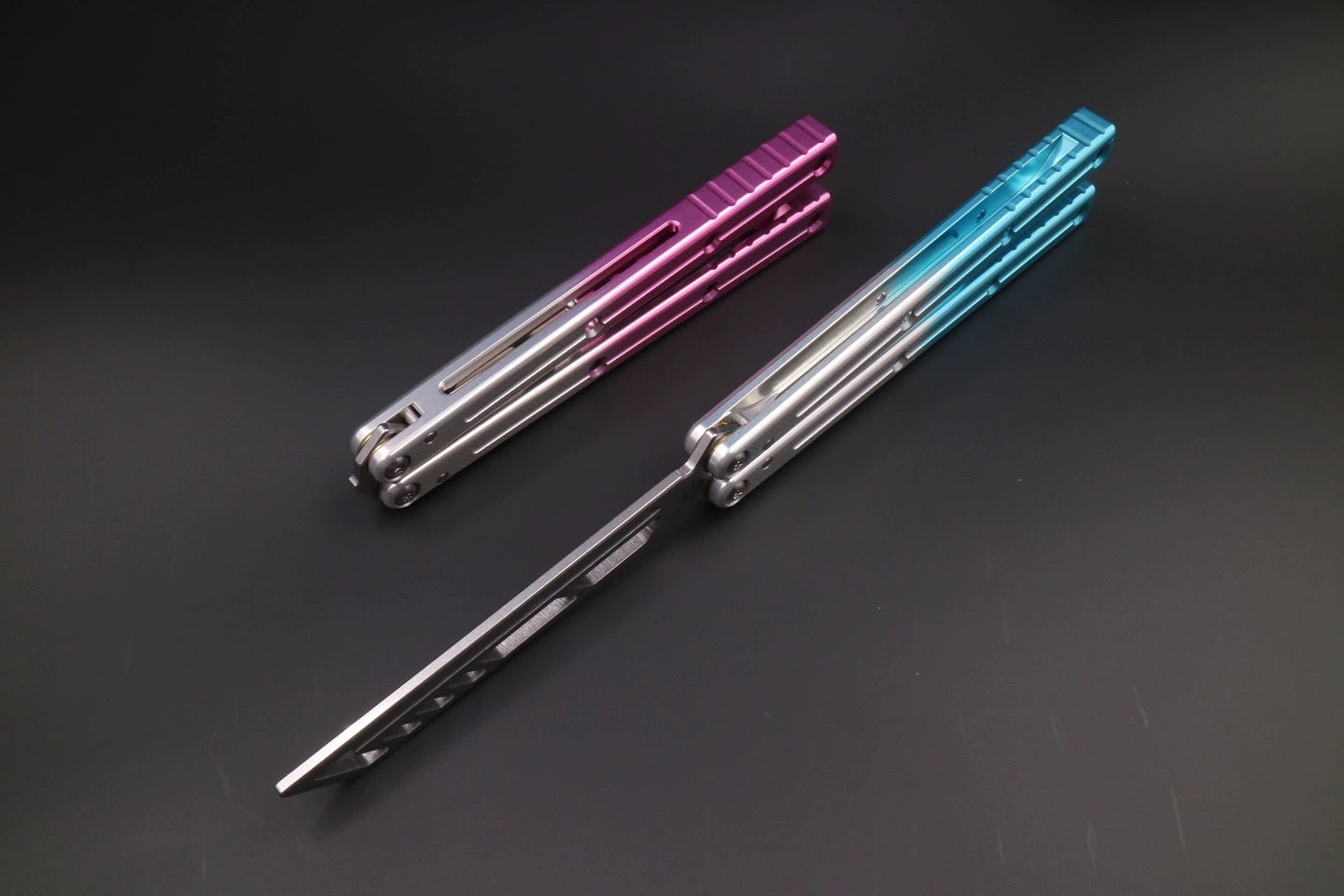 Boundless Siren, Unbladed Butterfly Knife, Non-slip Integrated Aluminum Alloy Handle, Swing Knife Practice Knife, Fancy Tools