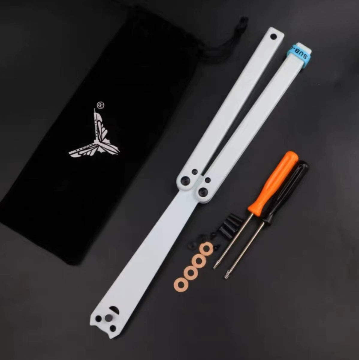 Squid Is Portable, Drop-resistant, Light To The Touch, All-plastic POM Material, Safe Practice, Unopened and Transparent