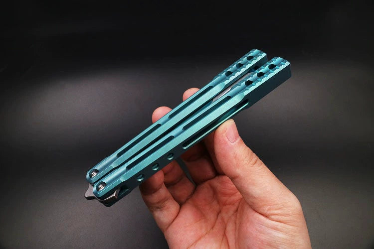War Whale TC4 Titanium Alloy Integrated Handle, High-end Shaft Sleeve, Oil Storage Positioning Shaft, Butterfly Knife Throwing Knife Unbladed