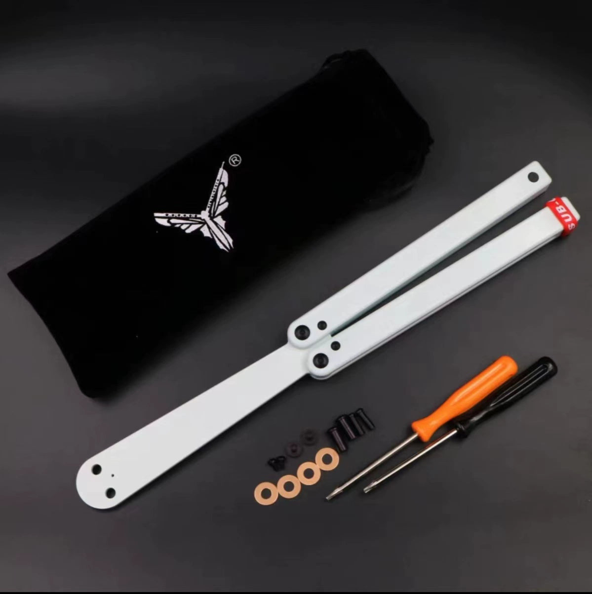 Squid Is Portable, Drop-resistant, Light To The Touch, All-plastic POM Material, Safe Practice, Unopened and Transparent