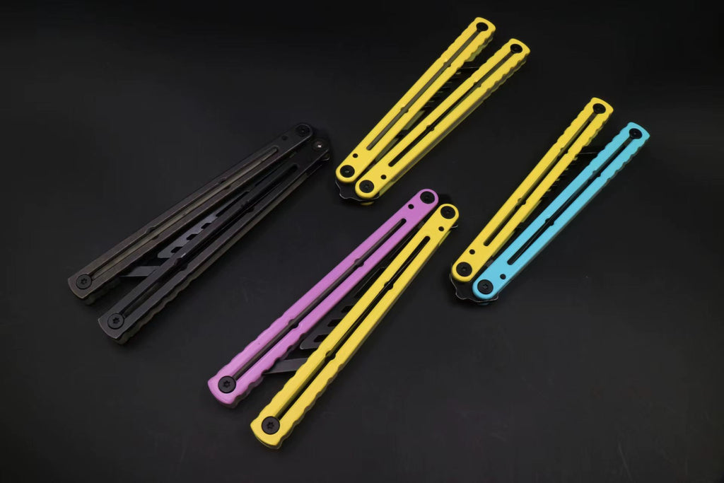 Luminous steel siren, novice butterfly knife, luminous counterweight unbladed
