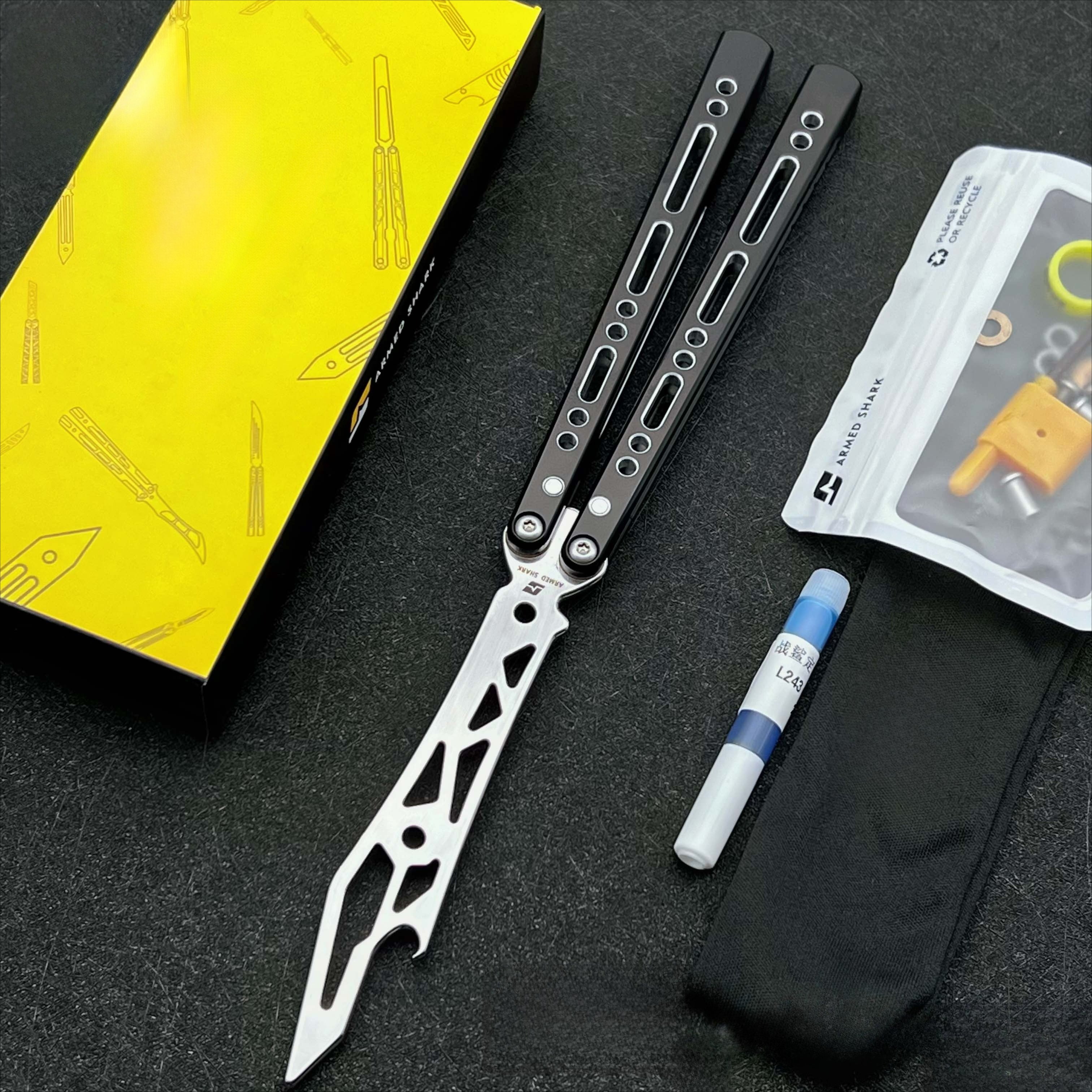 War Shark Barracuda Butterfly Knife 7 Series Aluminum Integrated Handle, Fancy Shaft Sleeve, Unbladed